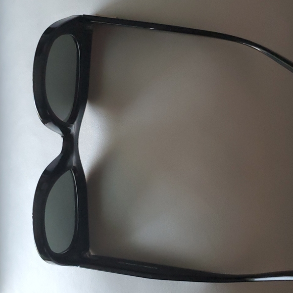 Le Specs Accessories Le Specs Cat Eye Sunglasses Poshmark